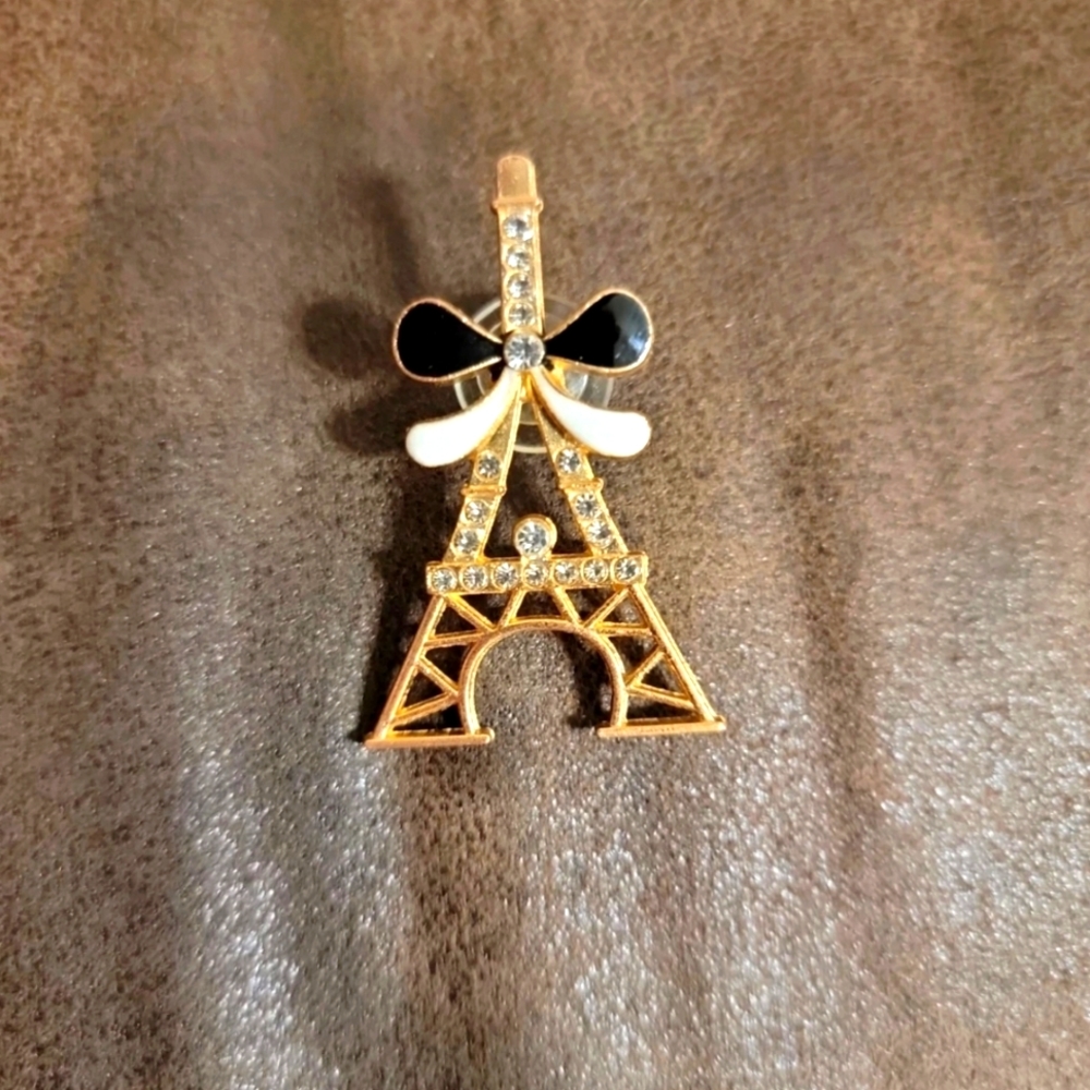 Eiffel Tower with Black and White Ribbon Shoe Charm